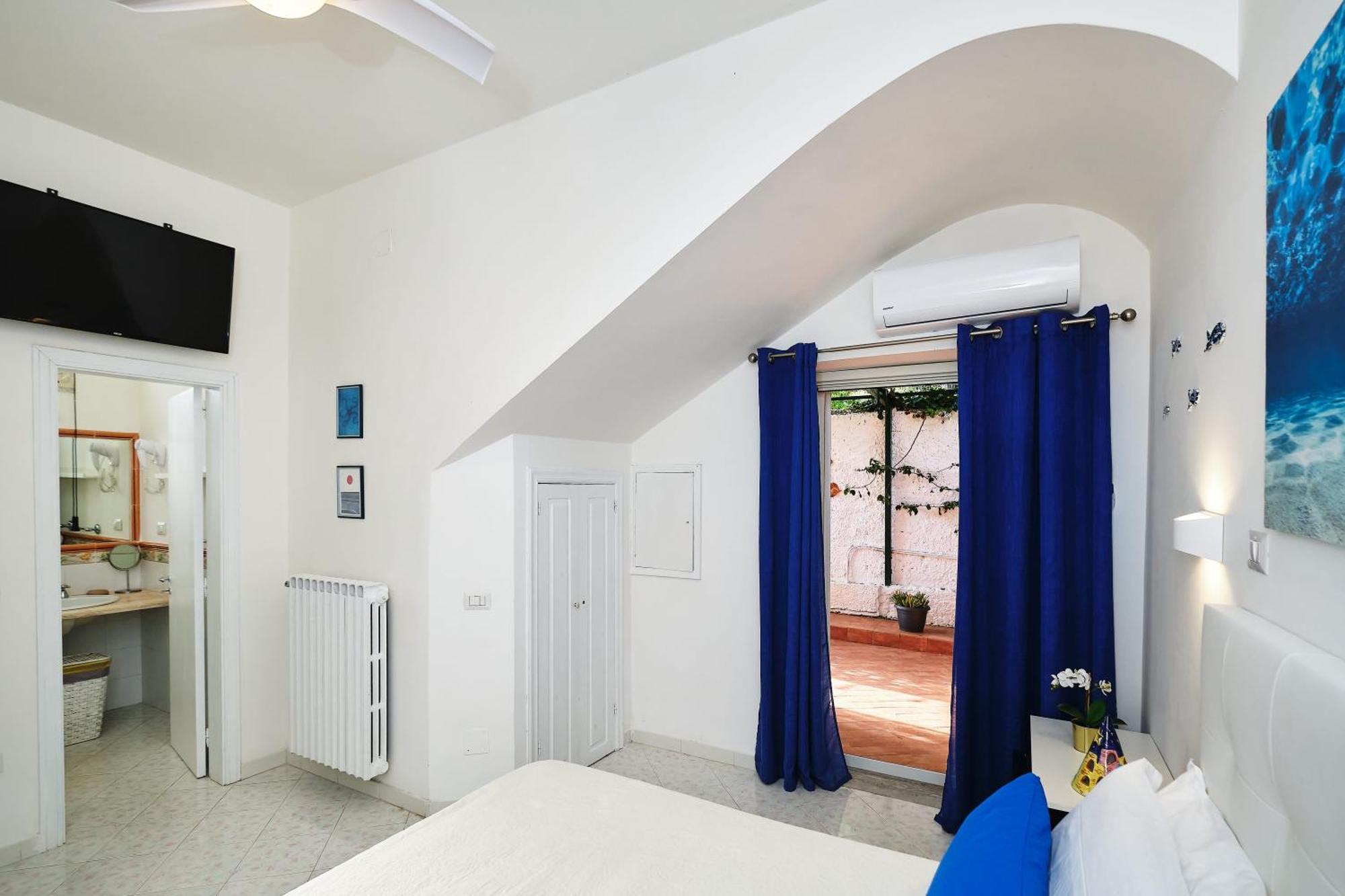 Villa Toru Кастелабате Екстериор снимка