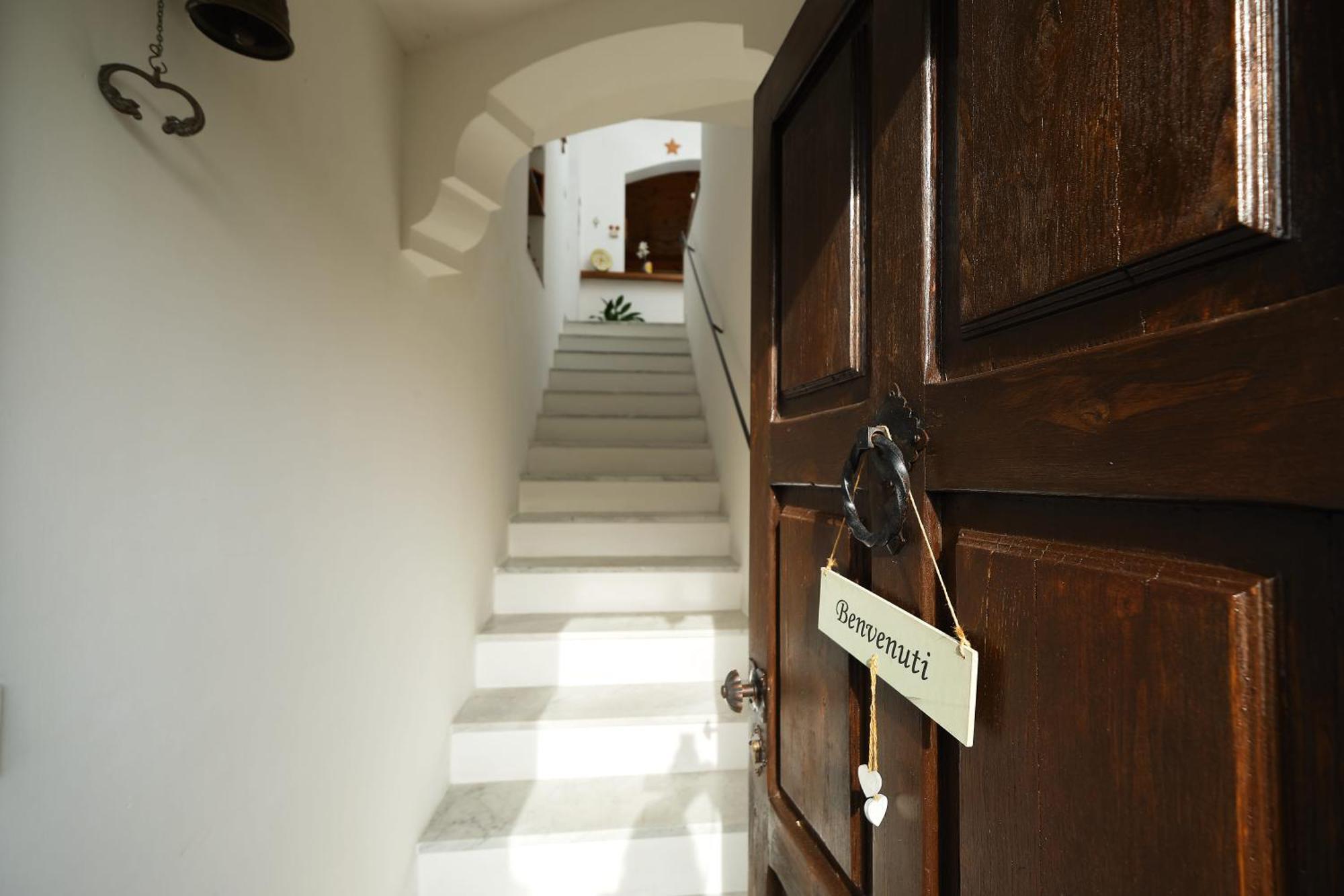 Villa Toru Кастелабате Екстериор снимка